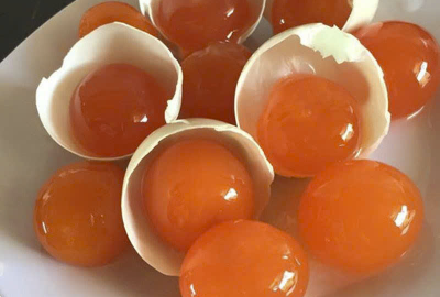 Cung cấp lòng đỏ trứng muối, trứng bắc thảo ở quận 4 TPHCM