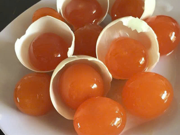 Cung cấp lòng đỏ trứng muối, trứng bắc thảo ở quận 4 TPHCM